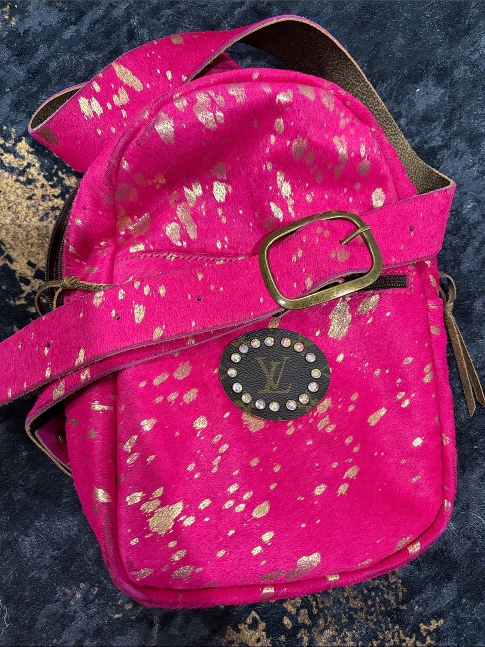 Keep It Gypsy Pink Gold Splatter Faux Fur Mini Backpack Crossbody LV Patch - Picture 6 of 6